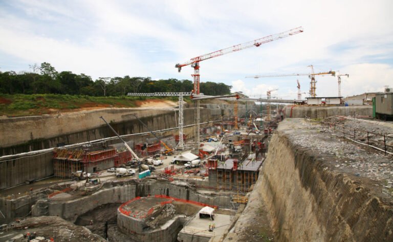 US Supreme Court backs Panama Canal owner in dispute with builders