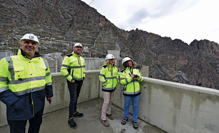 When an ENR editor handles the story of the award for excellence