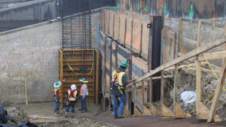 Corps collects companies by contract of $ 7 million, reward the first task order in Kiewit