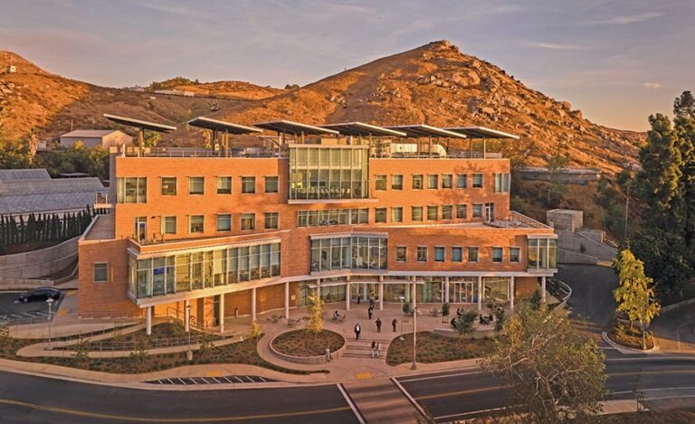 Enr West 2025 main contractors: West coast companies remain cautious in the midst of economic uncertainty