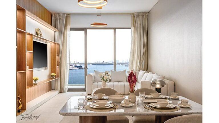 Merit Award, Residential/Hospitality: Riva Residence Tower