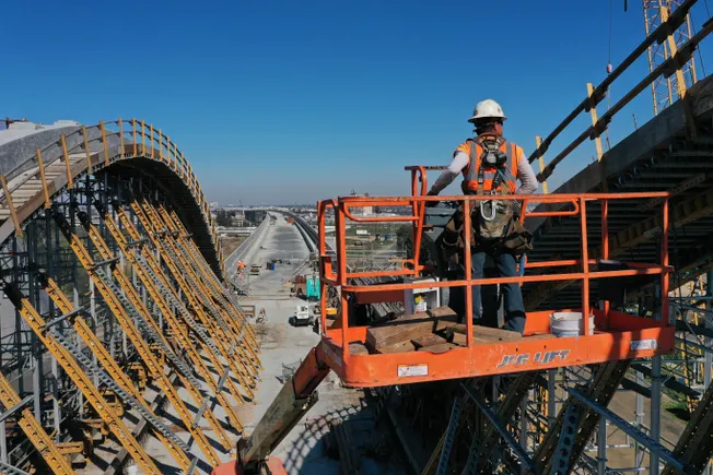 California’s high-speed rail project pivots to a public-private partnership