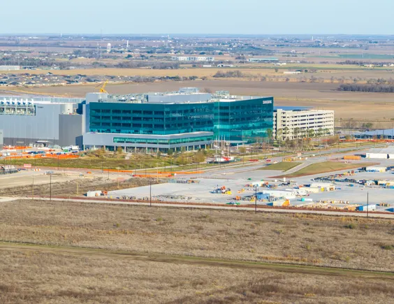 Falling manufacturing drags down non-residential construction spending