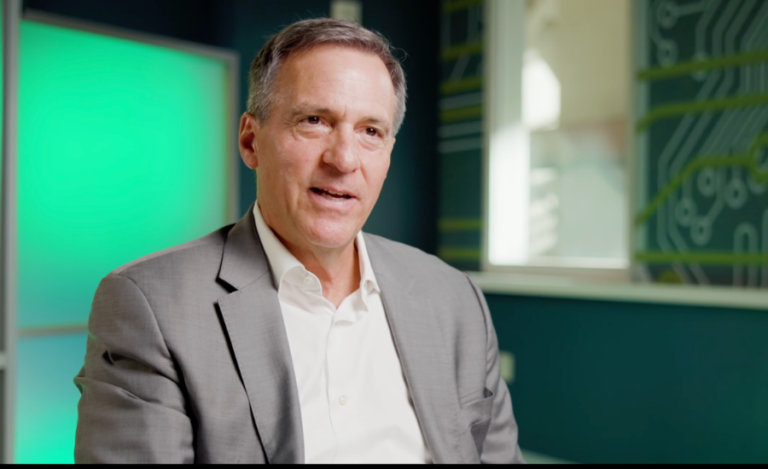 Bechtel Exec donation creates new construction school at University of North Carolina-Charlotte.