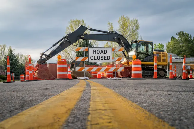 A third of highway contractors reported 5 or more accidents in work zones last year: AGC