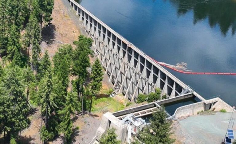 Granite to replace spillway at PG&E dam after post-Oroville safety review