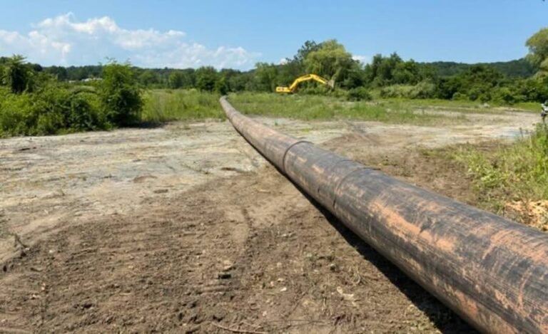 Massive sewer mainline closes beaches north of Boston