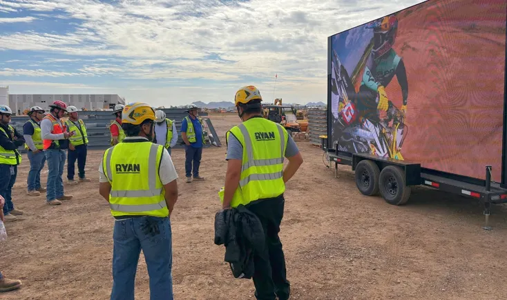 4 ways digital displays are shaping the future of construction