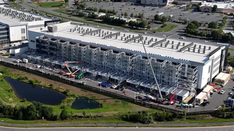 Analysis of the data center construction boom in the United States