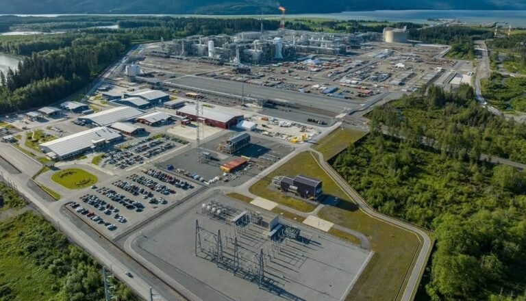 LNG Canada developers give final go-ahead to $23 million B.C. export facility expansion