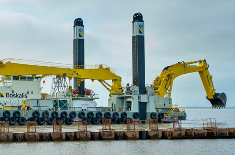 The dredging campaign for the capital city of Dublin Port is nearing the end of Magnor